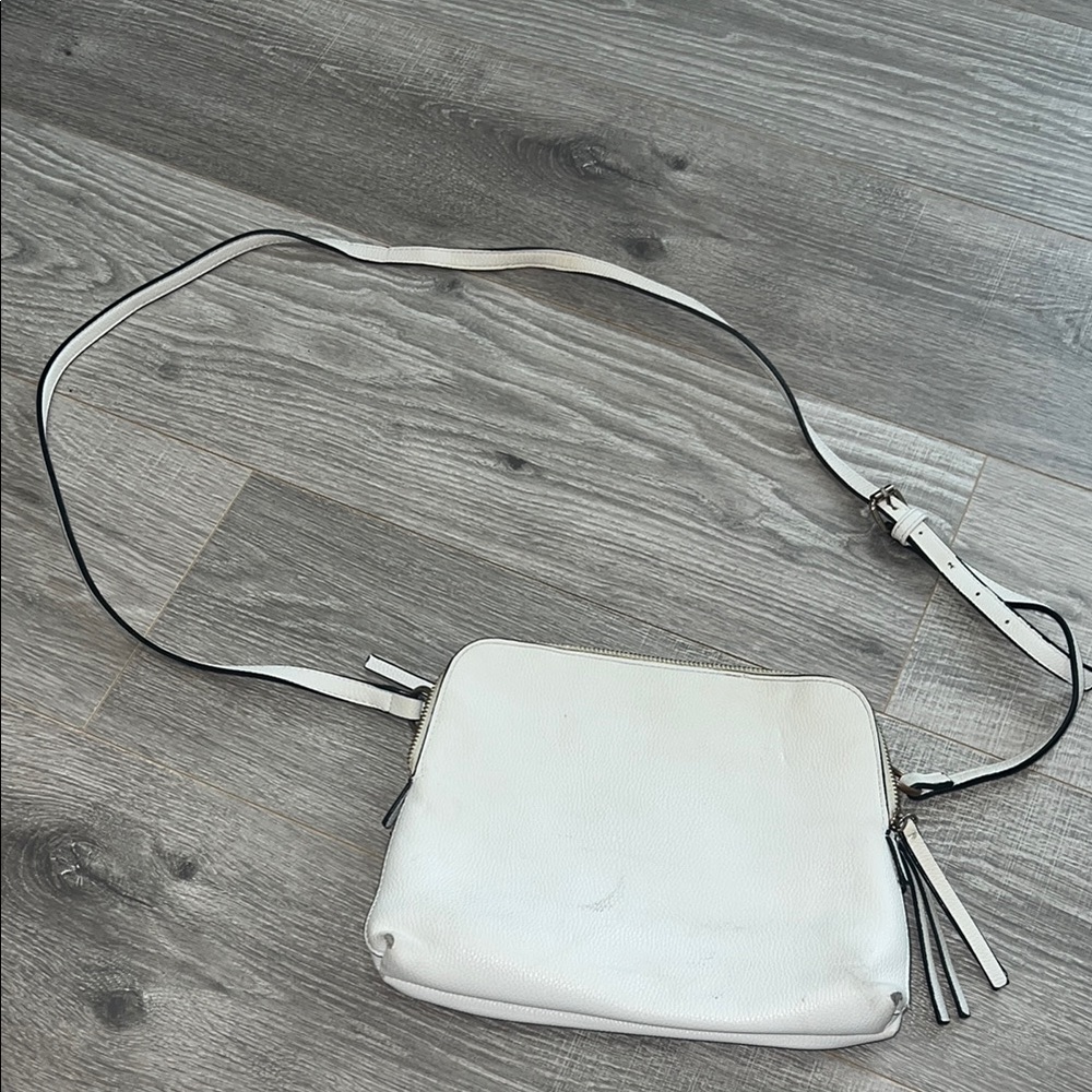 Elegant White Leather Crossbody Bag